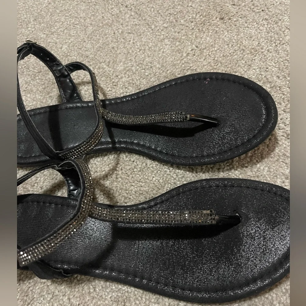 Sandals - Picture 4 of 4